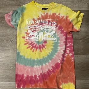 Vintage looking tie dye Levi’s shirt